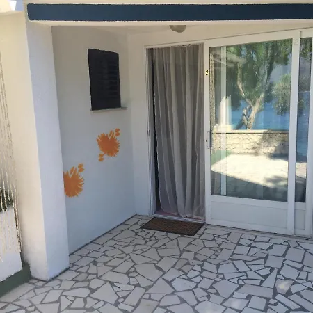 Apartments Tomovic Lumbarda Exterior photo